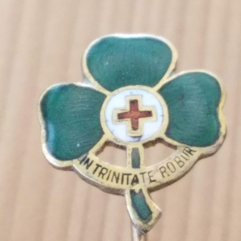 Antique Red Cross Clover Guilloche Enamel Prussian Stickpin 1800s Rare Gold